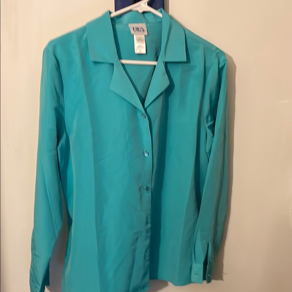 Liz Claiborne Women's Teal Button-Up Blouse